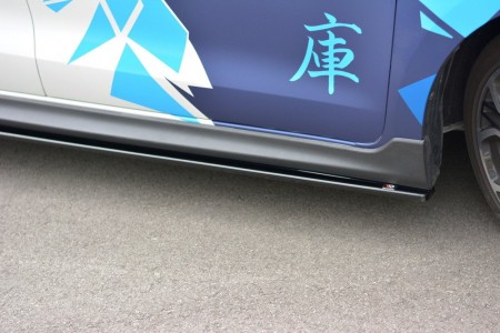 Faldones laterales Suzuki Swift Sport MK6